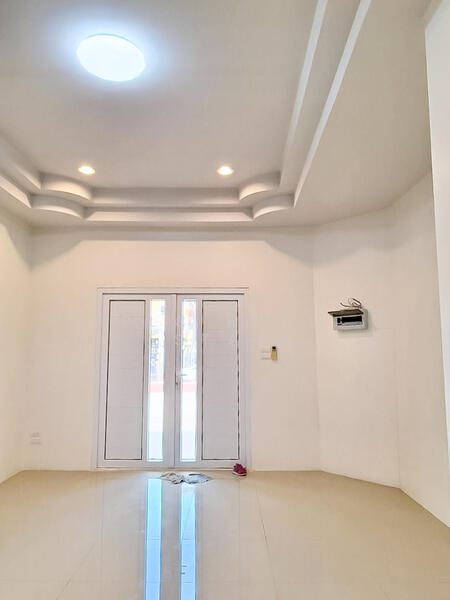 Large Detached House 3 bedrooms for Sale in South Pattaya, Chon Buri (Pattaya), Bang Lamung, Bang Lamung (Pattaya), Chon Buri (Pattaya), 3 Bedrooms, 300 sqm, Single Detached House For Sale, by PLC Real Estate, 500115357 - DDproperty.com