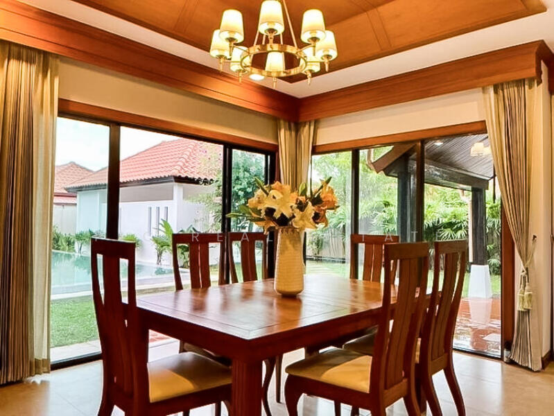 Thai Modern Style Private Pool 3BR House for Sale in Huay Yai, Chon Buri (Pattaya), Bang Lamung, Bang Lamung (Pattaya), Chon Buri (Pattaya), 3 Bedrooms, 180 sqm, Single Detached House For Sale, by PLC Real Estate, 500115404 - DDproperty.com