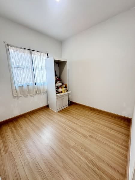 Pruksa Ville 104 Puttha Sakhon, Samut Sakhon, Phutthasakorn Road, Suan Luang, Krathum Baen, Samut Sakhon, 4 Bedrooms, 130 sqm, Townhouse For Sale, by The Best Property  เก๋เก๋, 500115571 - DDproperty.com