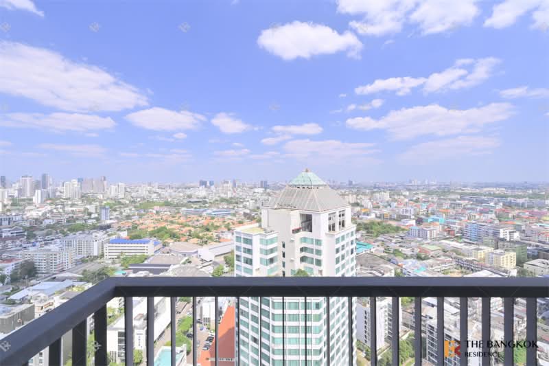 Rhythm Sukhumvit 44/1, Bangkok, Sukhumvit Road, Phra Kanong, Khlong Toei, Bangkok, 2 Bedrooms, 52 sqm, Condo For Rent, by Nicha Peerakittikul, 500115619 - DDproperty.com