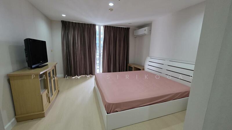 For Rent - Asoke Place, Bangkok