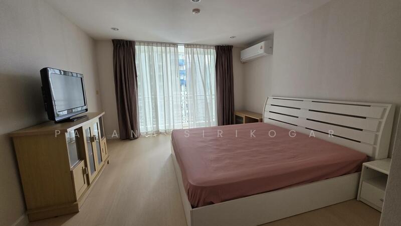 For Rent - Asoke Place, Bangkok