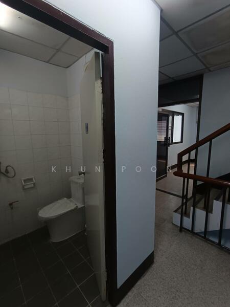 ให้เช่า - ให้เช่า อาคารพาณิชย์ 6 ชั้น ปรับปรุงใหม่ ใกล้สถานีสำโรง (SPSSR29, สมุทรปราการ