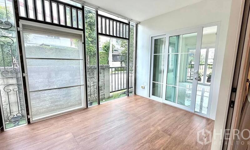 For Sale or Detached House Grandio Ladprao-Kaset Nawamin Bueng Kum Bangkok hre000107, Bangkok, Khlong Kum, Bueng Kum, Bangkok, 3 Bedrooms, 264 sqm, Single Detached House For Sale, by Hero Realtor Co., Ltd., 500115976 - DDproperty.com