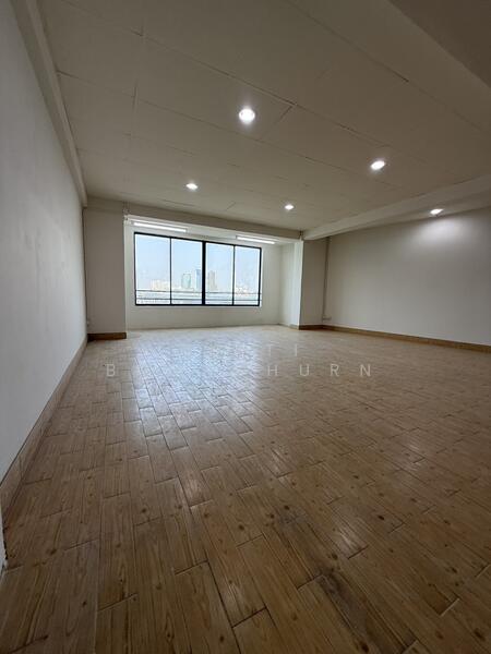 ให้เช่า - บ้าน/สำนักงาน บางนา ถนนลาซาล, กรุงเทพ