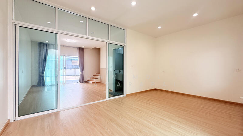 Villette City Pattanakarn 38, Bangkok, Phatthanakan Road, Prawet, Prawet, Bangkok, 4 Bedrooms, 170 sqm, Townhouse For Sale, by Ponwimol Wipanarapai, 500116011 - DDproperty.com