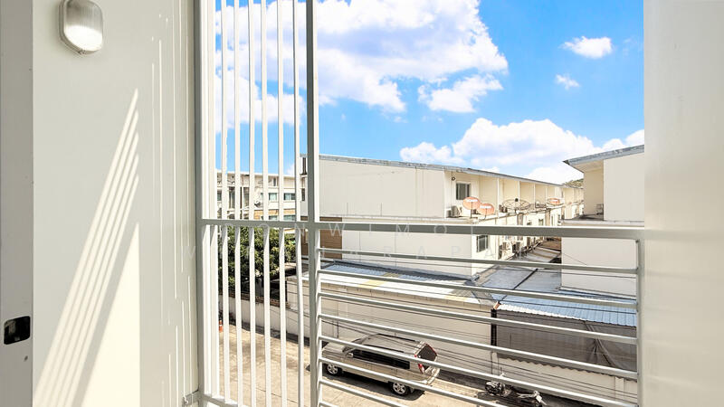 Villette City Pattanakarn 38, Bangkok, Phatthanakan Road, Prawet, Prawet, Bangkok, 4 Bedrooms, 170 sqm, Townhouse For Sale, by Ponwimol Wipanarapai, 500116011 - DDproperty.com