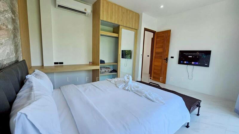 7R0989 Pool villa for rent 4 bedroom 5 bathroom 120,000/month at rawai have fully furnished, Phuket, Rawai, Muang Phuket, Phuket, 4 Bedrooms, 240 sqm, Villa For Rent, by PK LIFE Property, 500116016 - DDproperty.com