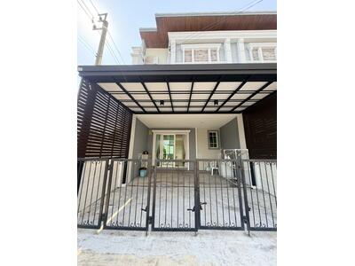 ขาย - Golden Town Sukhumvit-Bearing Station : โกลเด้น ทาวน์ สุขุมวิท-สถานีรถไฟฟ้าแบริ่ง, สมุทรปราการ