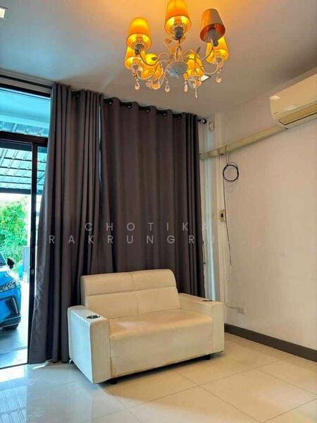 Cozy @ Satreewittaya 2 Soi 10 : โคซี่ @ สตรีวิทยา 2 ซอย 10, กรุงเทพ, สตรีวิทยา 2 ซอย 10, ลาดพร้าว, ลาดพร้าว, กรุงเทพ, 180 ตร.ม., ทาวน์เฮ้าส์ ขาย, โดย Chotika  Rakrungrueang, 500116127 - DDproperty.com