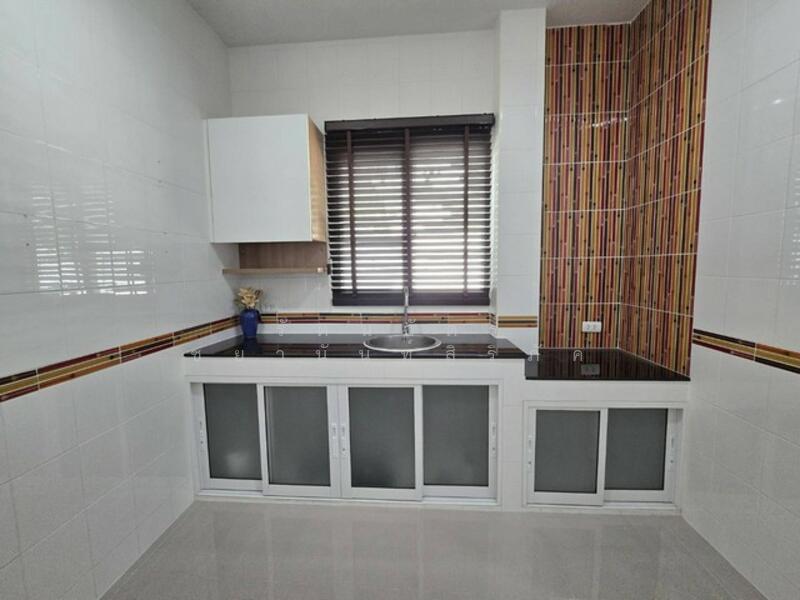 Perfect Place Ratchapruk, Nonthaburi, Ratchapruek Road, Bang Rak Noi, Muang Nonthaburi, Nonthaburi, 3 Bedrooms, 215 sqm, Single Detached House For Sale, by รัตนฉัตร์ ชยานันท์สิริภัค, 500116161 - DDproperty.com