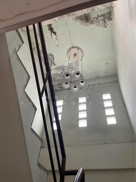 5-BR Townhouse, Bangkok, Suan Luang, Suan Luang, Bangkok, 5 Bedrooms, 377 sqm, Townhouse For Sale, by Chotika   Rakrungrueang, 500116173 - DDproperty.com