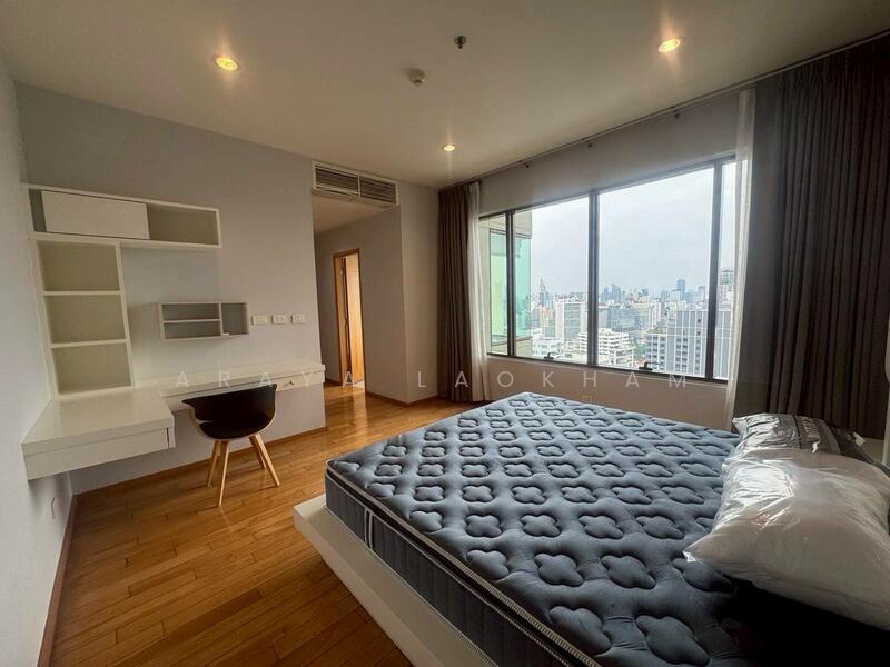 The Emporio Place, Bangkok, 93 Soi Sukhumvit 24, Sukhumvit Road, Khong Tan, Khlong Toei, Bangkok, 2 Bedrooms, 105 sqm, Condo For Rent, by Araya Laokham, 500116355 - DDproperty.com