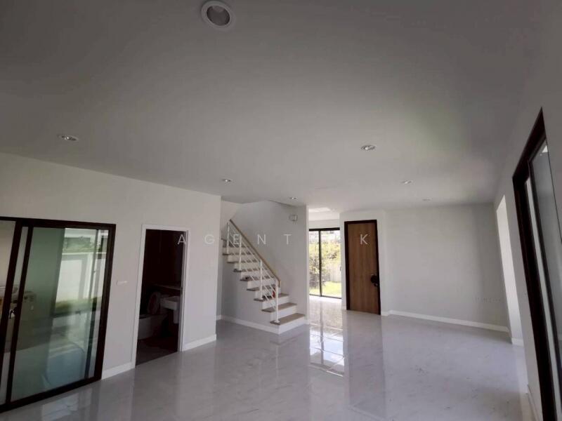 For Sale - Como Bianca Bangna, Samut Prakan