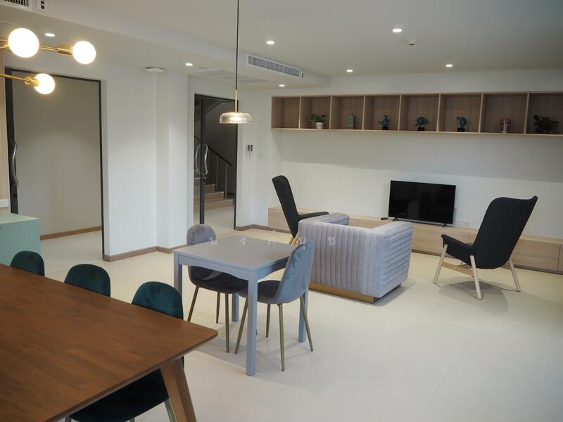 ห้องนั่งเล่นส่วนกลาง Common living room