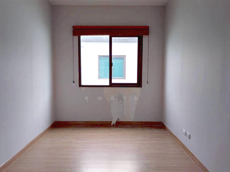 For Sale - Centro Ramindra-Chatuchot, Bangkok