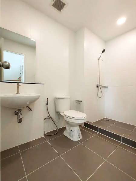 Baan Klang Muang Rama 9-On Nut, Bangkok, Bangkok-Chonburi New Road, Prawet, Bangkok, 3 Bedrooms, 145 sqm, Townhouse For Sale, by ปุณณภา นารานนทชัย, 500116694 - DDproperty.com