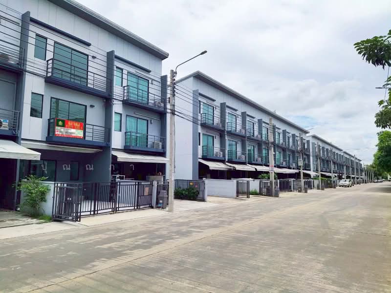 Baan Klang Muang Rama 9-On Nut, Bangkok, Bangkok-Chonburi New Road, Prawet, Bangkok, 3 Bedrooms, 145 sqm, Townhouse For Sale, by ปุณณภา นารานนทชัย, 500116694 - DDproperty.com