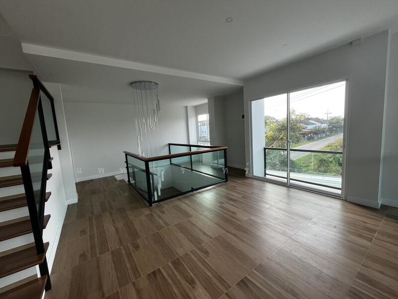 pattanakran 65, Bangkok, Wang Thonglang, Wang Thonglang, Bangkok, 4 Bedrooms, 488 sqm, Single Detached House For Sale, by แพท วรินทร์ธร , 500116701 - DDproperty.com