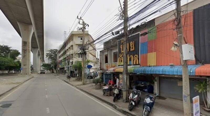 For Sale - อาคารพาณิชย์ ติดถนน กรุงเทพ - นนทบุรี ทำเลดี ใกล้ MRT แยกติวานนท์ ราคาถูกมาก, Nonthaburi