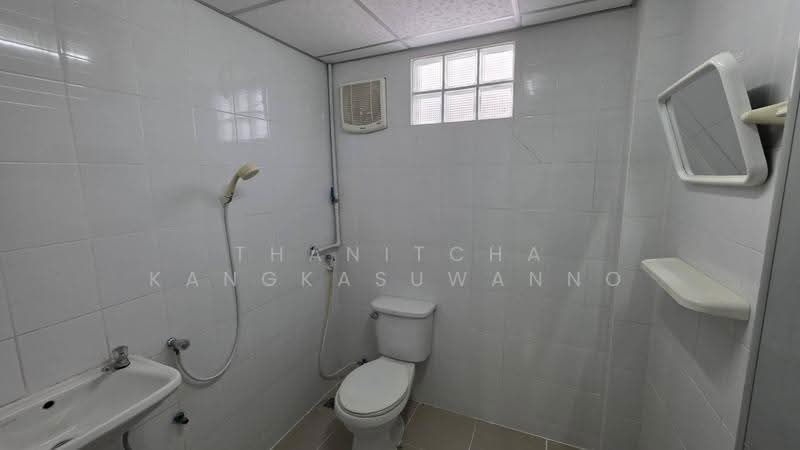 อาคารพาณิชย์กาญจนาภิเษก, กรุงเทพ, ดอกไม้, ประเวศ, กรุงเทพ, 528 ตร.ม., ตึกแถว-อาคารพาณิชย์ ให้เช่า, โดย Thanitcha Kangkasuwanno, 500116739 - DDproperty.com