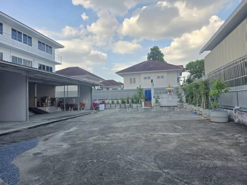 อาคารพาณิชย์กาญจนาภิเษก, กรุงเทพ, ดอกไม้, ประเวศ, กรุงเทพ, 528 ตร.ม., ตึกแถว-อาคารพาณิชย์ ให้เช่า, โดย Thanitcha Kangkasuwanno, 500116739 - DDproperty.com