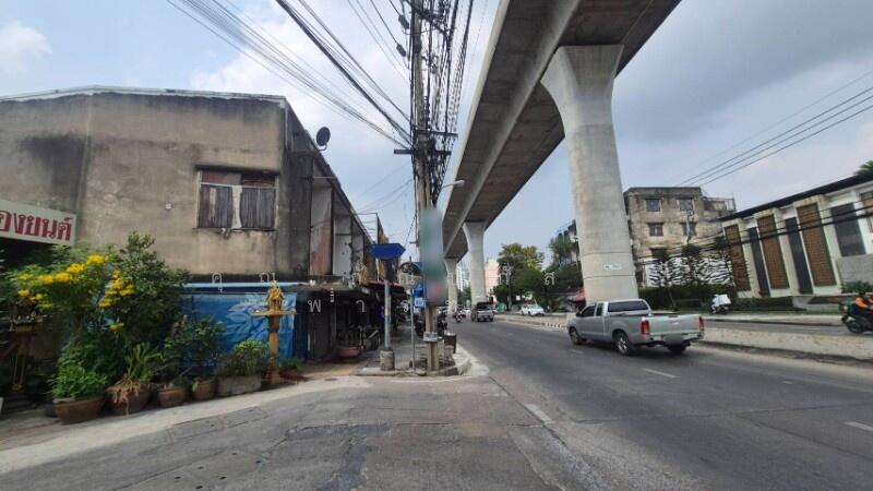 For Sale - อาคารพาณิชย์ ติดถนน กรุงเทพ - นนทบุรี ทำเลดี ใกล้ MRT วงศ์สว่าง ราคาถูกมาก, Nonthaburi