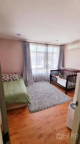 For Sale - For Sale or Rent 4 Bedroom Detached House in Bangkok Boulevard Rama 9 in Thap Chang bre21710, Bangkok