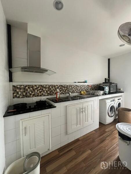 For Sale - For Sale or Rent 4 Bedroom Detached House in Bangkok Boulevard Rama 9 in Thap Chang bre21710, Bangkok