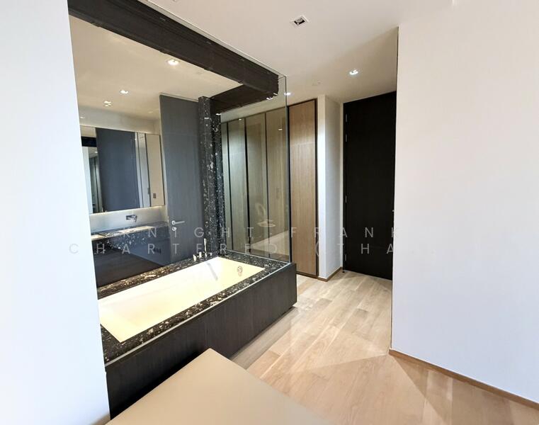 For Rent - BEATNIQ Sukhumvit 32, Bangkok