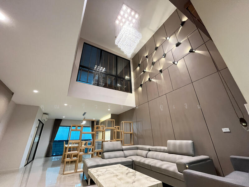 Townhome For Rent Krungthep Kreetha, Bangkok, Thap Chang, Saphan Sung, Bangkok, 3 Bedrooms, 285 sqm, Townhouse For Rent, by คุณรวีวรรณ อู่เงิน, 500116879 - DDproperty.com