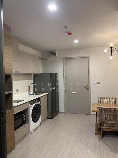 Life Ladprao, Bangkok, 992 Ladprao Road, Jom Phon, Chatuchak, Bangkok, 1 Bedroom, 36 sqm, Condo For Rent, by Living Real Estates, 500116900 - DDproperty.com