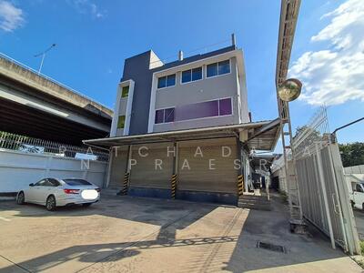 ขาย - ขายที่ดิน 316 ตรว. พร้อมอาคาร 4 ชั้น ทำสำนักงาน พร้อมโกดังและโรงงาน ปรีดึ26, สุขุมวิท71, กรุงเทพ, กรุงเทพ