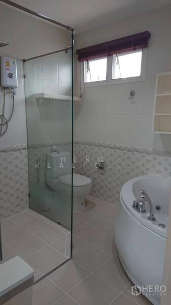 For Rent 4 Bedroom Detached House Fantasia Villa 3 Near BTS Bearing Samut Prakan hre00119, Samut Prakan, Samrong Nua, Muang Samut Prakarn, Samut Prakan, 4 Bedrooms, 250 sqm, Single Detached House For Rent, by Hero Realtor Co., Ltd., 500116965 - DDproperty.com