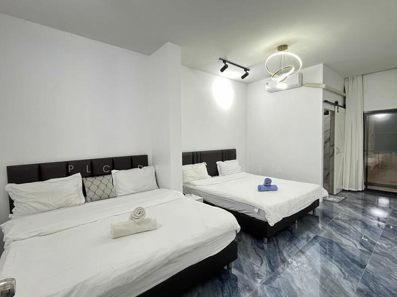 ขาย - ขายวิลล่า 4 ชั้นพร้อมสระว่ายน้ำ ใกล้วอล์คกิ้งสตรีท พัทยาใต้, ชลบุรี