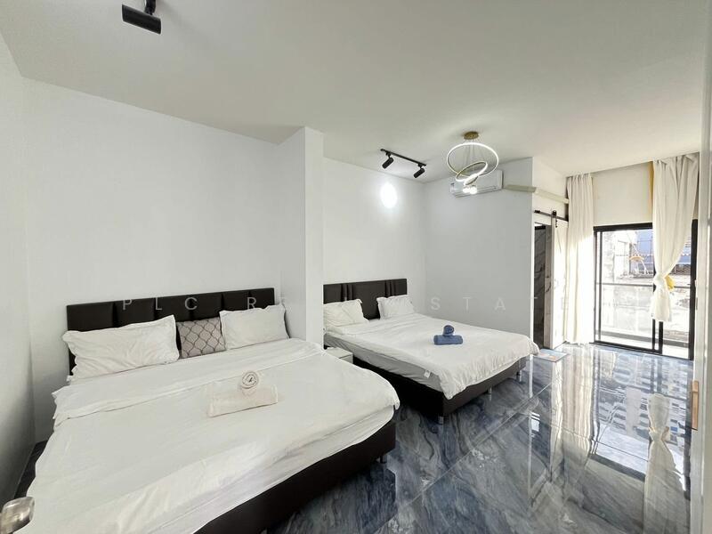 For Sale - 4 Storey Pool Villa for Sale Near Walking Street South Pattaya, Chon Buri (Pattaya)