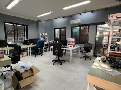 ขาย - บ้าน 3-ห้องนอน, กรุงเทพ