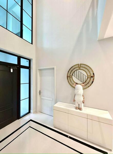Nantawan Rama 9 - New Krungthepkreetha, Bangkok, Saphan Sung, Bangkok, 5 Bedrooms, 449 sqm, Single Detached House For Rent, by Kanyapuk Tinanop, 500117532 - DDproperty.com