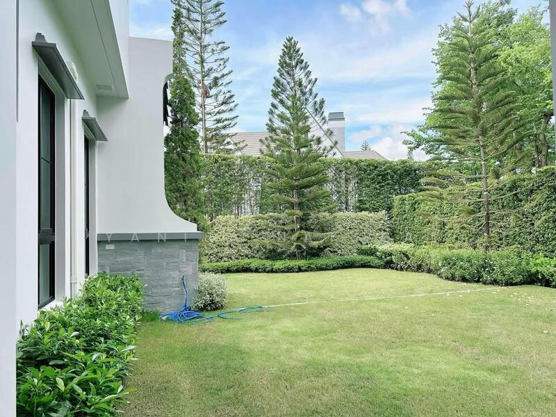 Nantawan Rama 9 - New Krungthepkreetha, Bangkok, Saphan Sung, Bangkok, 5 Bedrooms, 449 sqm, Single Detached House For Rent, by Kanyapuk Tinanop, 500117532 - DDproperty.com