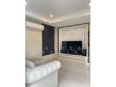 ขาย - Passorn Songprapa : ภัสสร สรงประภา, กรุงเทพ