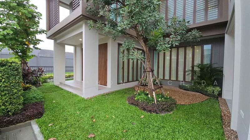 Burasiri Krungthep Kreetha, Bangkok, 95 Soi Pracha Ruam Chai, Hua Mak, Bang Kapi, Bangkok, 4 Bedrooms, 300 sqm, Single Detached House For Rent, by Chatuphon Mochida, 500118108 - DDproperty.com