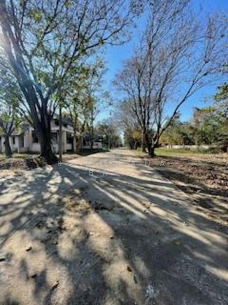 Land for Sale Chiang Mai–Doi Saket Large Plot Nearly 6 Rai on Main Road THB 99 Million, Chiang Mai, เชียงใหม่-ดอยสะเก็ด, San Pa Pao, San Sai, Chiang Mai, , 10,860 sqm, Land For Sale, by Runchana Ball, 500118187 - DDproperty.com