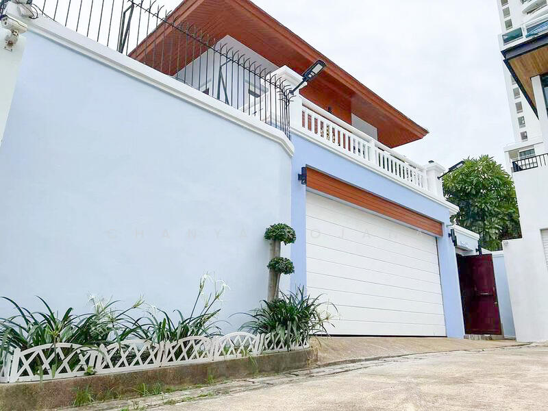 Luxury Private Pool Villa for Sale on Pratumnak Hill, ชลบุรี, หนองปรือ, บางละมุง, ชลบุรี, 400 ตร.ม., วิลล่า ขาย, โดย Chanya Rojana, 500118215 - DDproperty.com