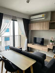 Blossom Condo @ Sathorn-Charoenrat : บลอสซั่ม คอนโด สาทร-เจริญราษฎร์, กรุงเทพ
