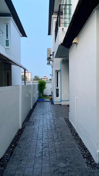 บ้าน 4-ห้องนอน, กรุงเทพ, สะพานสูง, สะพานสูง, กรุงเทพ, 220 ตร.ม., บ้านเดี่ยว ขาย, โดย Yanisa Nakklai, 500118373 - DDproperty.com