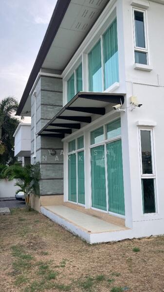 4-BR House, Bangkok, Saphan Sung, Saphan Sung, Bangkok, 4 Bedrooms, 220 sqm, Single Detached House For Sale, by Yanisa Nakklai, 500118373 - DDproperty.com