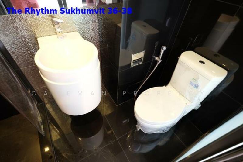 Rhythm Sukhumvit 36-38, Bangkok, 55 Soi Sukhumvit 36, Sukhumvit Road, Phra Kanong, Khlong Toei, Bangkok, Studio, 24 sqm, Condo For Rent, by Caveman Property, 500118674 - DDproperty.com