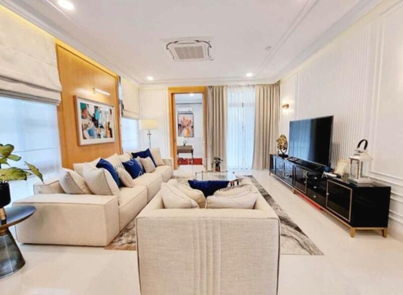 Nantawan Rama 9 - New Krungthepkreetha, Bangkok, Saphan Sung, Saphan Sung, Bangkok, 5 Bedrooms, 449 sqm, Single Detached House For Rent, by Samerjai Lertnapakriengkai, 500118753 - DDproperty.com