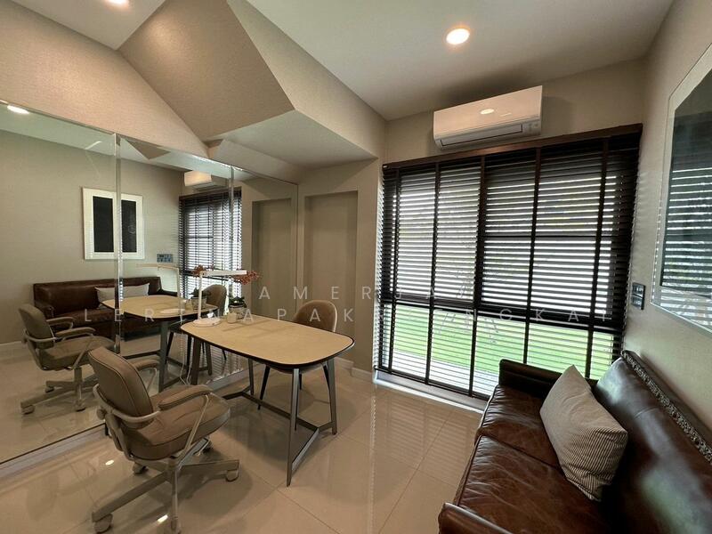 3-BR House, Bangkok, Khlong Tan Nua, Watthana, Bangkok, 3 Bedrooms, 250 sqm, Single Detached House For Rent, by Samerjai Lertnapakriengkai, 500118981 - DDproperty.com