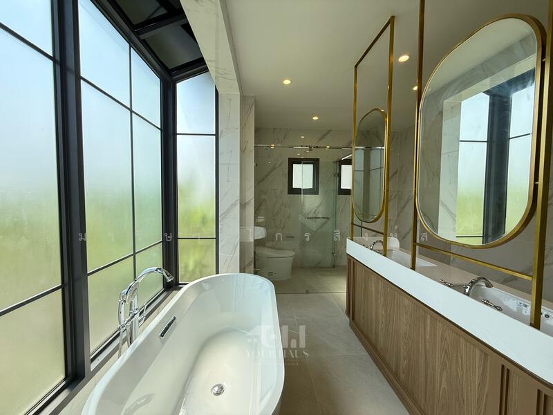 Narasiri Krungthep Kreetha, Bangkok, 69 Soi Pracha Ruamjai, Hua Mak, Bang Kapi, Bangkok, 5 Bedrooms, 687 sqm, Single Detached House For Sale, by มาริษา ไกรสิงห์สม, 500119066 - DDproperty.com